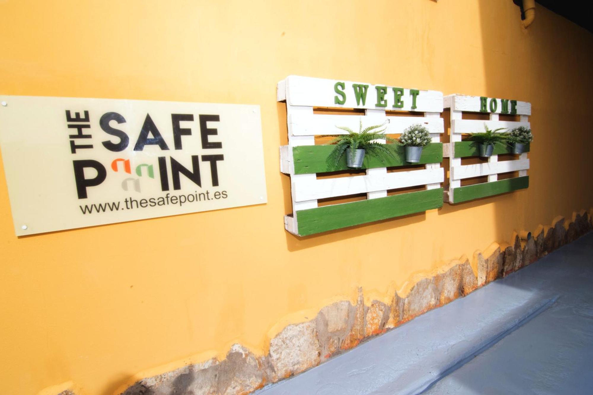 Castillo del Romeral The Safe Point Residential Castillo מראה חיצוני תמונה